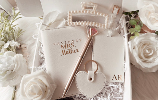 The White Gift Box