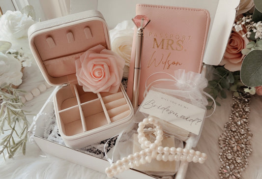 MRS. Gift Box