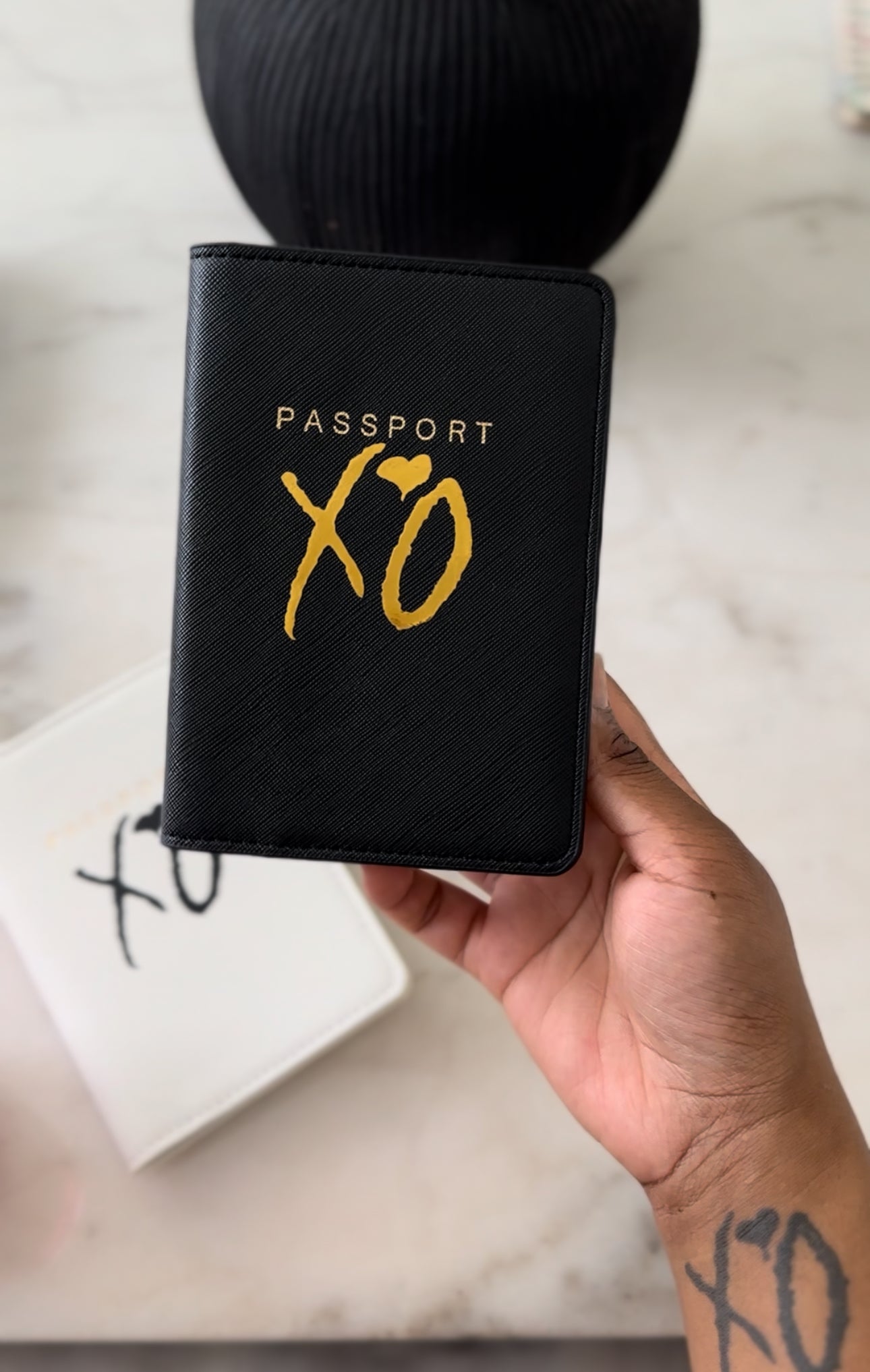 XO Passport Cover